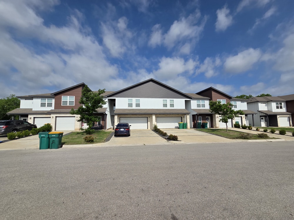 Mulfi-family residences built using trusses from Longhorn Truss